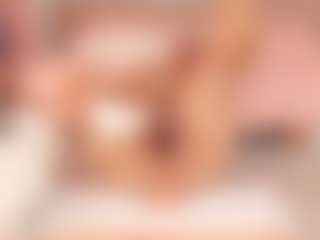ivannabreast1's Live Sex Cam Show