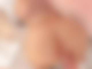 ivannabreast1's Live Sex Cam Show