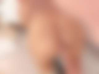 ivannabreast1's Live Sex Cam Show