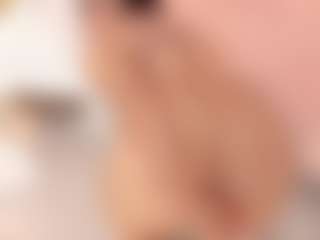 ivannabreast1's Live Sex Cam Show