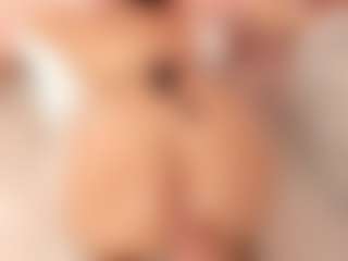 ivannabreast1's Live Sex Cam Show