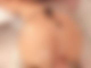 ivannabreast1's Live Sex Cam Show