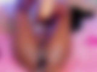 Live cam show with lency-rose - Nipple Piercings on SquirtSoMuch