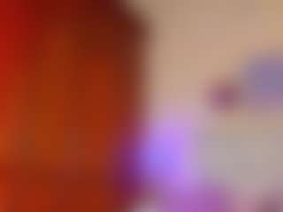 Live cam show with lency-rose - Skinny MILF on Camsoda