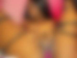 Live cam show with Sharonsmiith1 - Bedroom Ebony on Camsoda