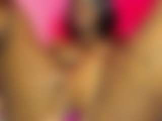 Live cam show with Sharonsmiith1 - Butt Plug on Lustler