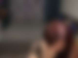 AvroraSakura MILF webcam performer live streaming