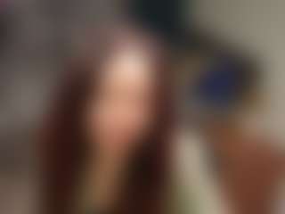 Live cam show with AvroraSakura - Petite MILF on TeamSkeetLive