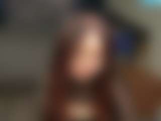 AvroraSakura MILF webcam performer live streaming