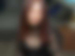AvroraSakura MILF webcam performer live streaming