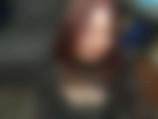 Live cam show with AvroraSakura - Petite MILF on MyBangCams