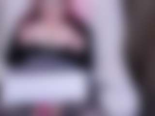 Live cam show with Velenaroxys - Sexwebcam Red Hair on SquirtSoMuch