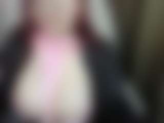 Live cam show with Velenaroxys - Red Hair on Camsoda
