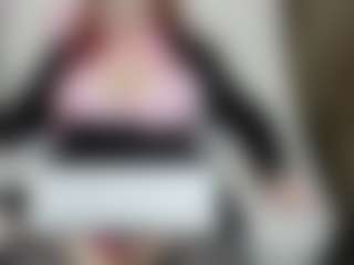 Live cam show with Velenaroxys - Public Red Hair on intimatelivegirls.com