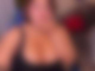 Live cam show with Kenya Buhle - Ride Torso on Camiplay Live