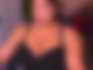 Live cam show with Kenya Buhle - Cosplay Curvy on Camsoda