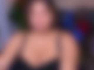 Live cam show with Kenya Buhle - Old on Big Tits
