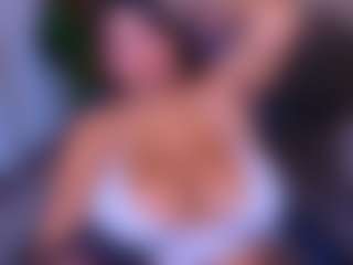 Live cam show with Kenya Buhle - Cosplay on Hubzter Live