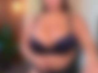 Kenya Buhle's Live Sex Cam Show