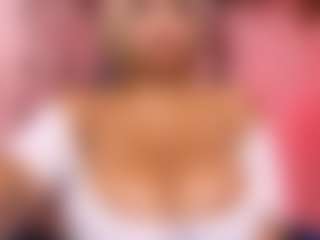 Live cam show with Kenya Buhle - Cosplay on xplaylive.com