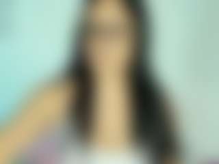 Live cam show with Meghan22 - Squirt on Latina Girls