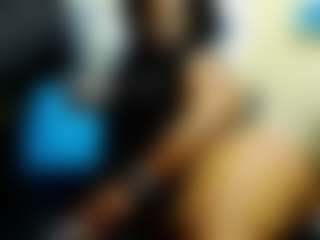 Live cam show with BrunetteDevon - Middle Aged on Mixed Magazine Live