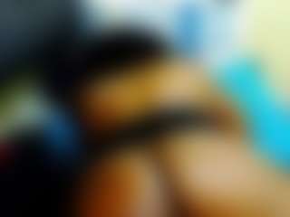 Live cam show with BrunetteDevon - Ebony on Chatstar | united states