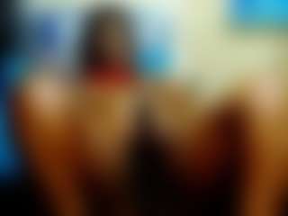 BrunetteDevon's Live Sex Cam Show