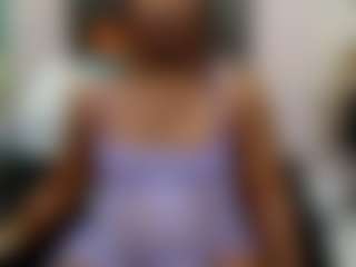 BrunetteDevon's Live Sex Cam Show