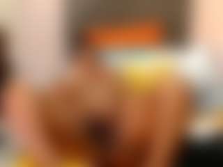 BrunetteDevon's Live Sex Cam Show