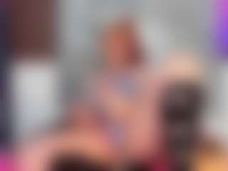 Live cam show with Hannaa32 - Tiny Tits on Fapmatic.com