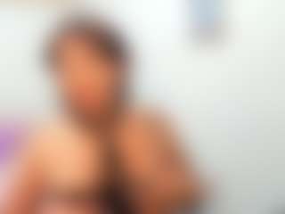 alanasmith18's Live Sex Cam Show