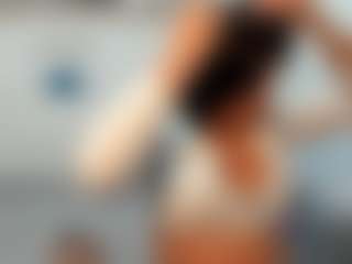 alanasmith18's Live Sex Cam Show