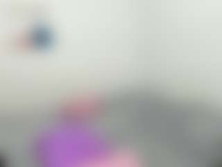 alanasmith18's Live Sex Cam Show