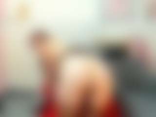 Live cam show with MargaretFatal - Skinny on liverealitysex.com