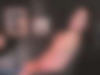 Live cam show with MargaretFatal - Blue Eyes on friskycurves.com