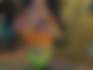 Live cam show with Nikkiprincess - Athletic on intimatelivegirls.com