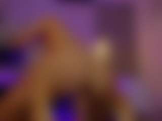 Live cam show with Riley sierra - Asian College on CamClone