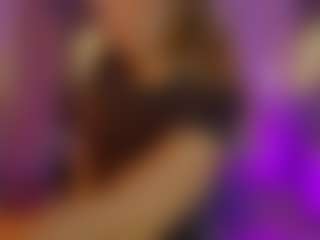 Live cam show with Riley sierra - Nipple Piercings on crypto-cams