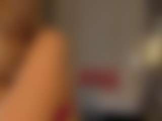 Live cam show with Riley sierra - Asian Squirt on live18s.com