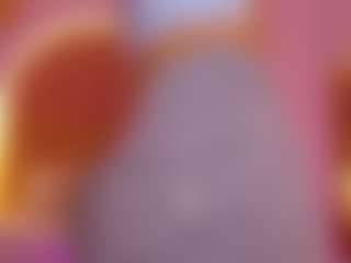 Live cam show with Riley sierra - Nipple Piercings on 1on1-livenow
