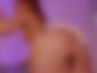 Live cam show with Riley sierra - Squirt on Fling VIP Chat
