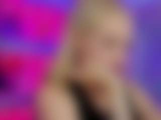 Live cam show with StephanieSea - Living Room on TottyGirls