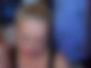 Live cam show with StephanieSea - Blue Eyes on Chatstar