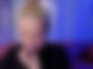 Live cam show with StephanieSea - Femdom on sexylive.show