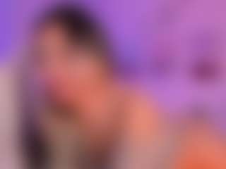 Live cam show with Victoria Saenz - Skinny on studioflirtlive.com