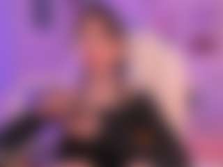 Victoria Saenz's Live Sex Cam Show