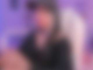 Live cam show with Victoria Saenz - Cute on Gym Cam Girls