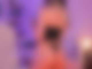 Live cam show with Victoria Saenz - Young Adult on Camsoda