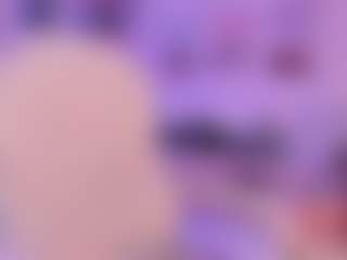 Live cam show with Victoria Saenz - Gamer Ebony on Camversity